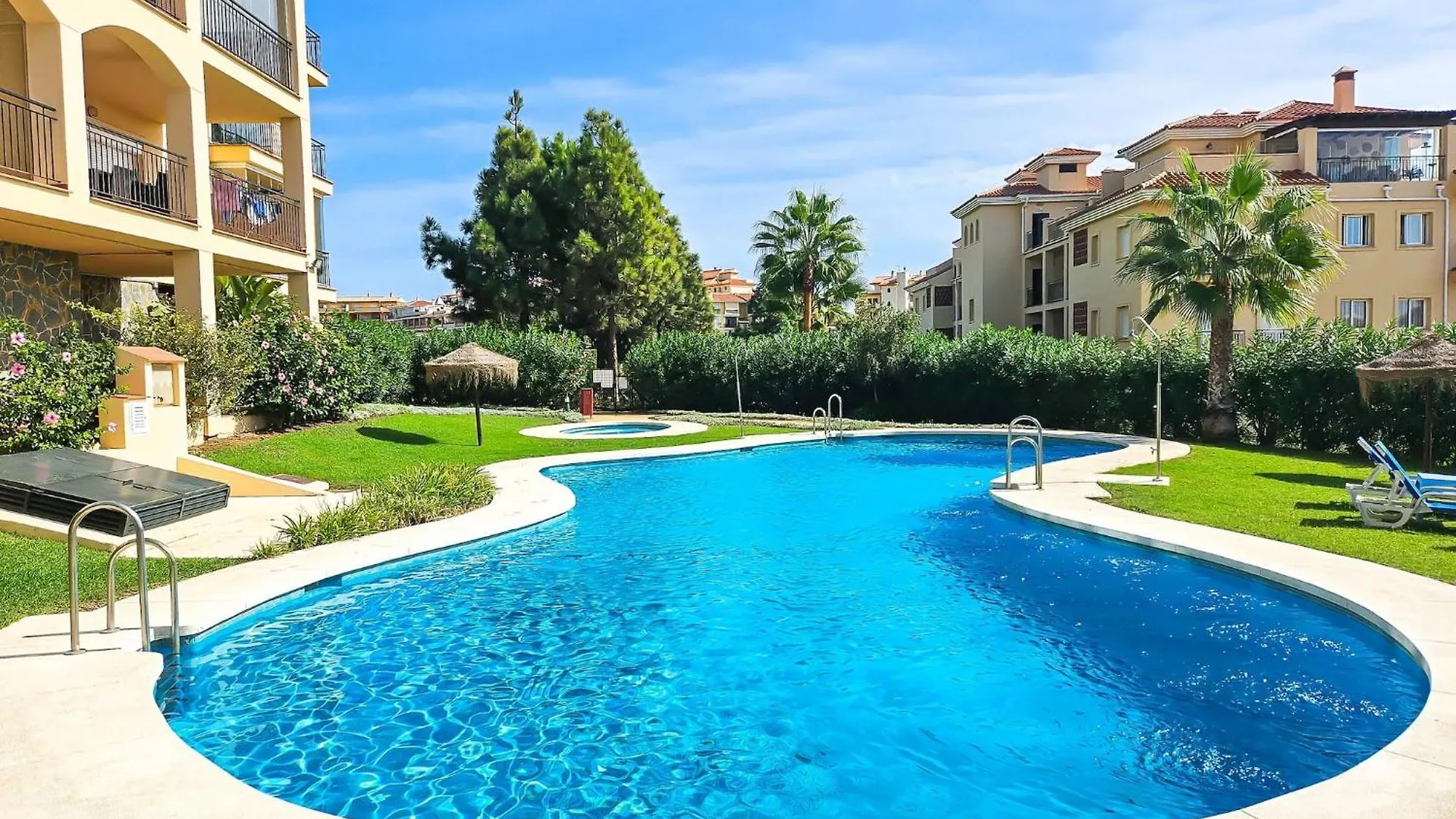 מיחאס קוסטה Amazing 4 Bedroom Penthouse In El Faro מיחאס קוסטה